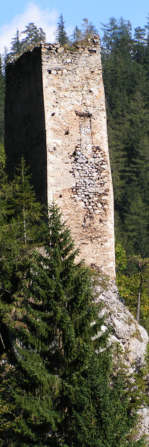 Kammerstein: Bergfried, Westseite.