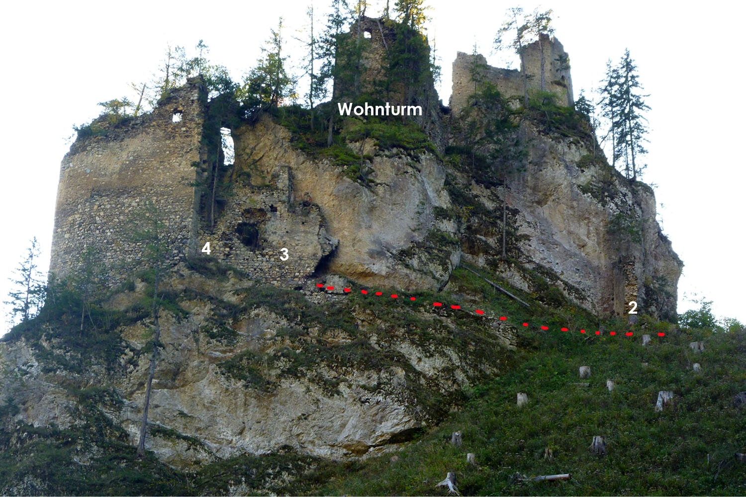 Kammerstein: Burgweg mit den Toren 2, 3 und 4.