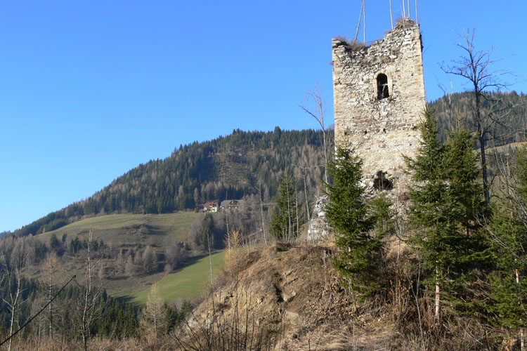 Offenburg: Bergfried von der Hauptburg aus gesehen.