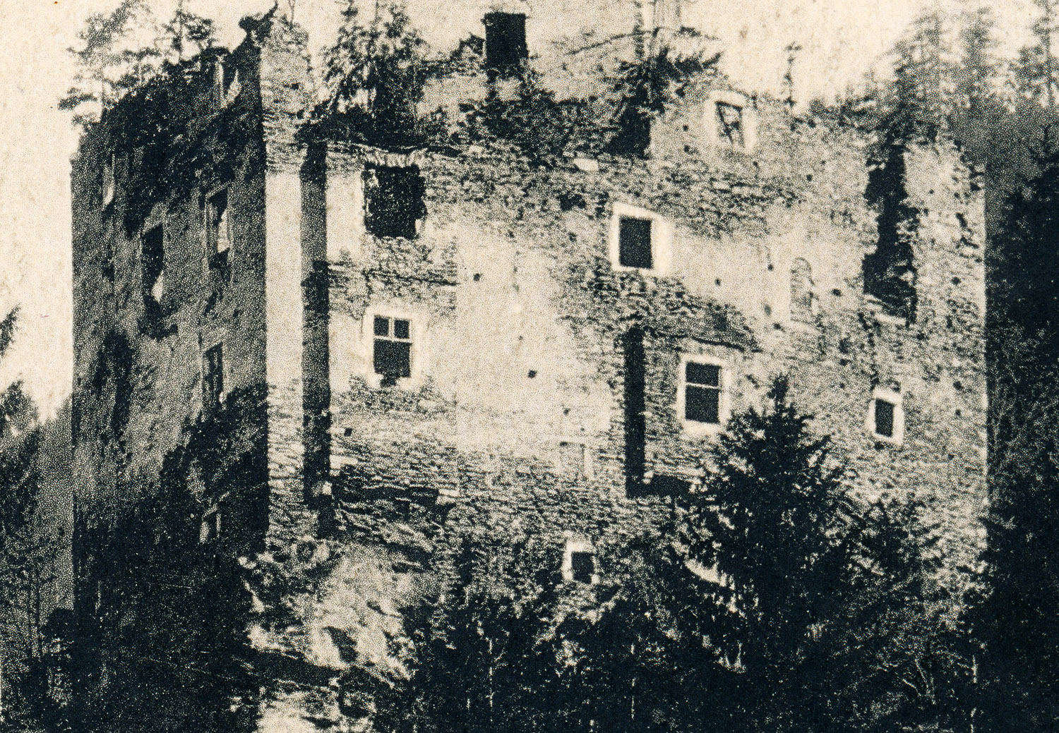 Niederkraig: Palas Südseite mit den Umbauten um 1450. Foto ca. 1913.