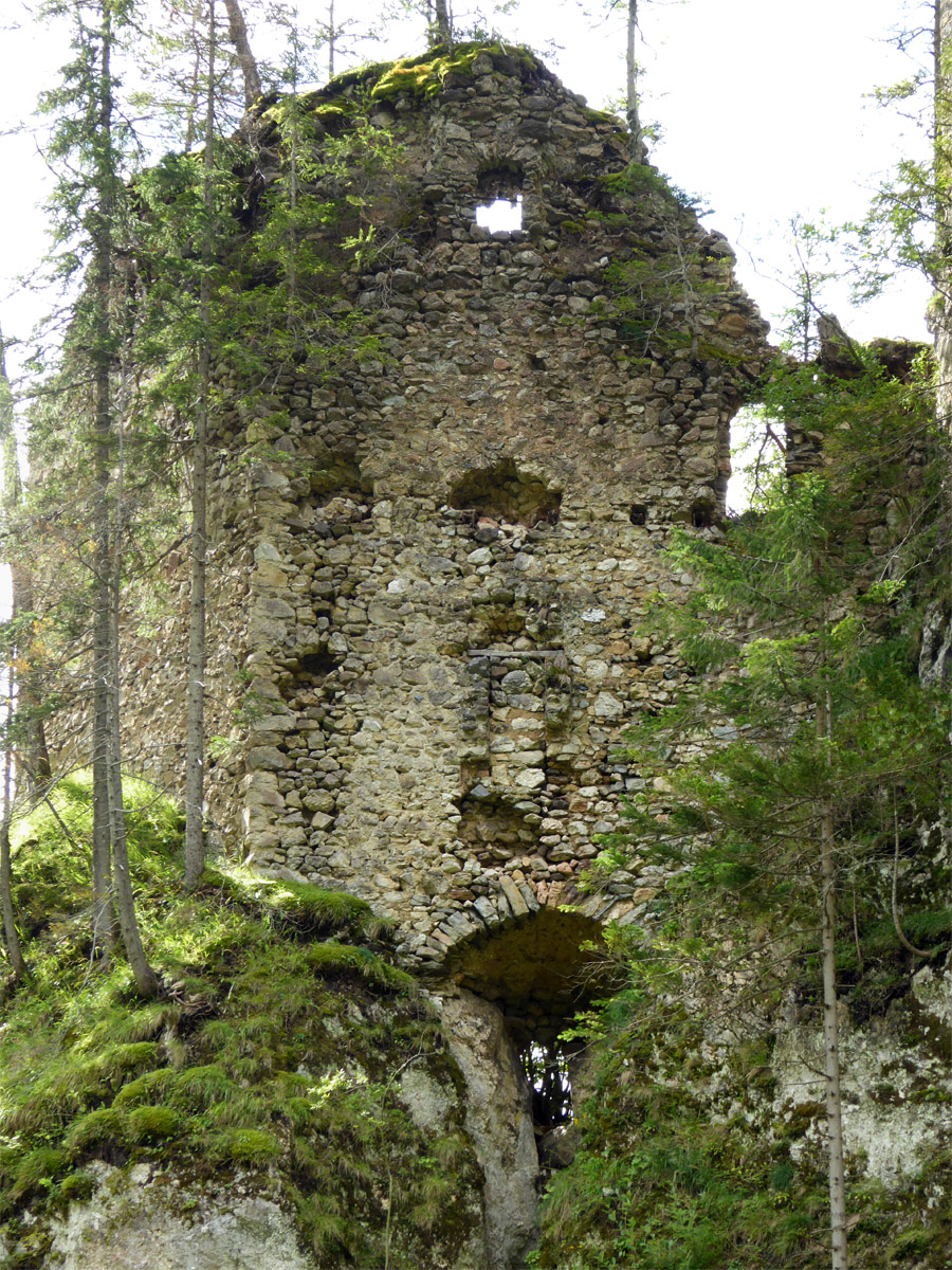 Kammerstein: Wohnturm, Aussenseite in Richtung Torzwinger.