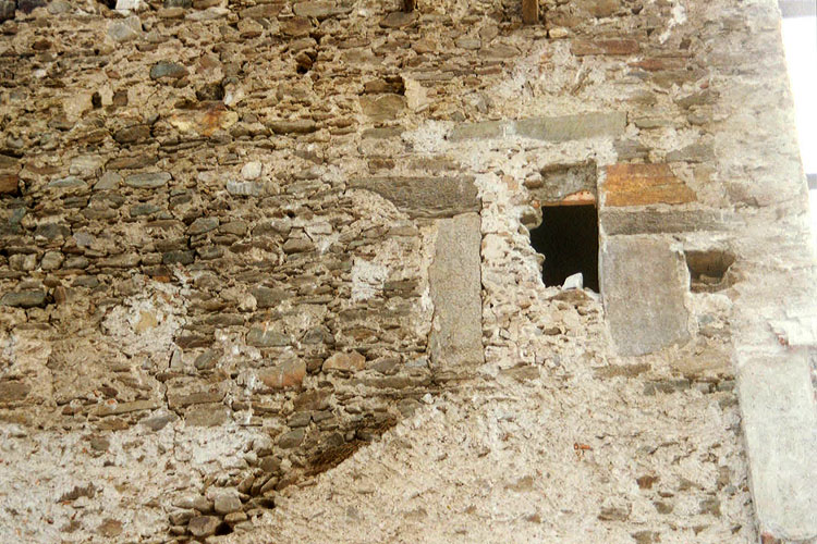 Winklern Mautturm: Hocheinstieg im 2.OG.