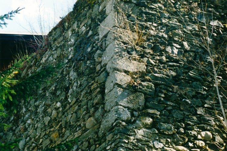 Säusenstein: Eckquaderung am Turm