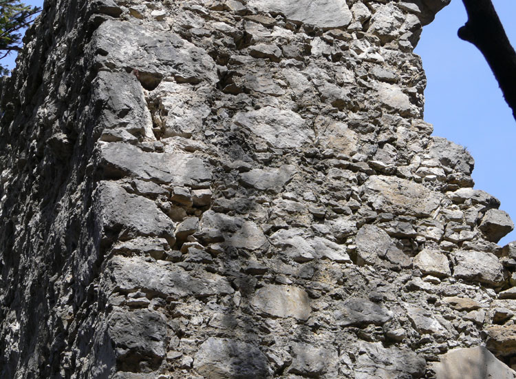 Mitterturm: Mauerwerk an der Turmecke