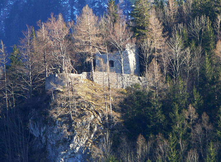 Mitterturm vom Tal aus gesehen