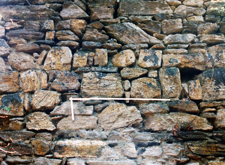 Thurnberg: Mauerwerkstuktur der nördlichen Ringmauer