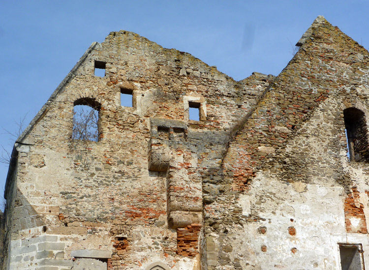 Schaunberg Palas: Ostgiebel Außenseite